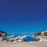 Stunning In With Wifi Rasopasno