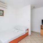 Stunning In With Wifi Apartment *